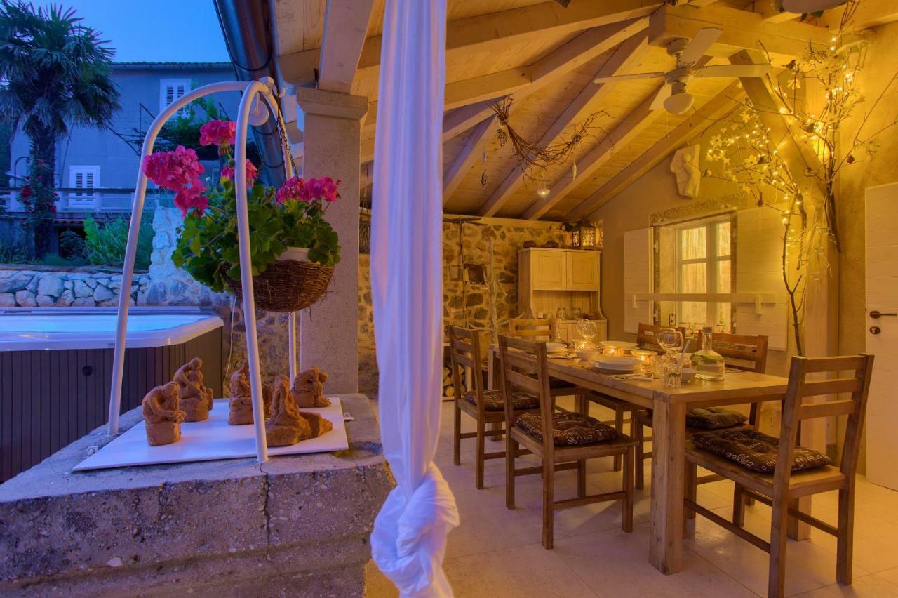 White Cottage Heritage House Cizici Ngoại thất bức ảnh